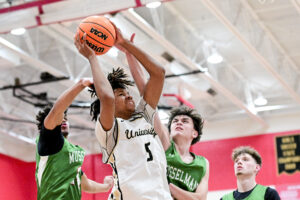 Ford leads Hawks over Applemen in regular-season finale